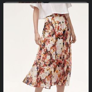Aritzia Little Moon Floral Skirt